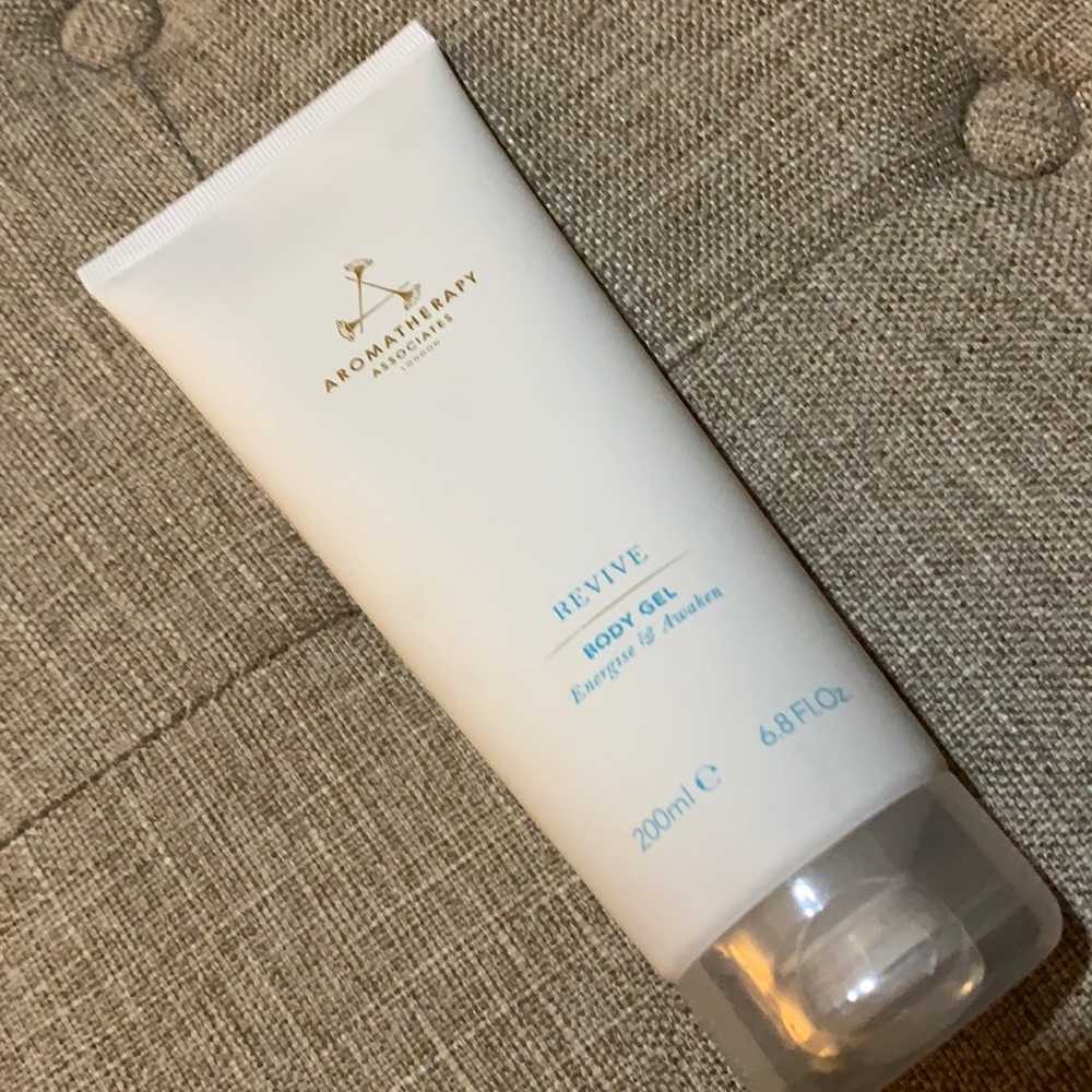 Aromatherapy Associates - Revive Body Gel 🔥Sealed🔥